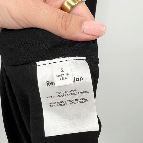 Reformation Emmeline size 2 - Picture 6 of 6